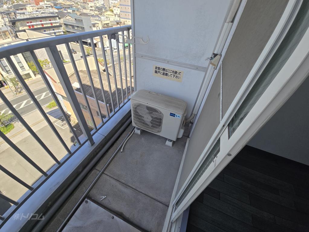 拡大写真:メゾンサンウイング 6階605の洗濯機置場