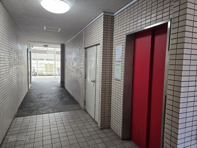 拡大写真:メゾンサンウイング 6階605の外観写真(昼)