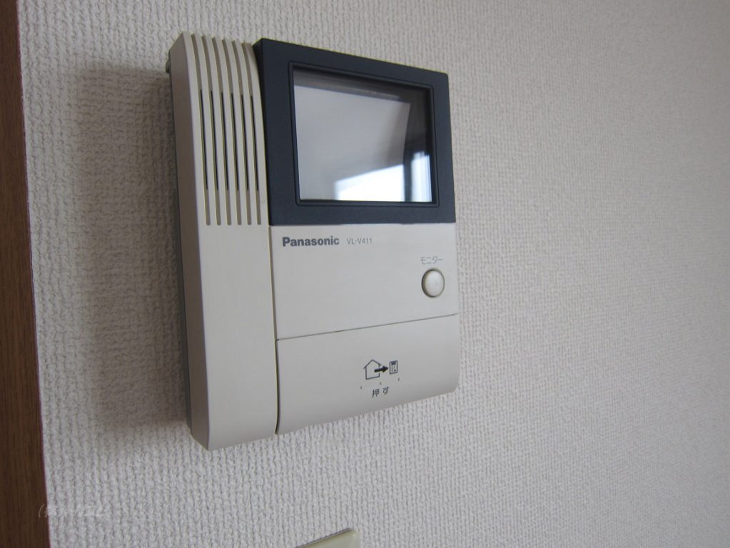 拡大写真:セジュール明神 1階101のカメラ付インターホン