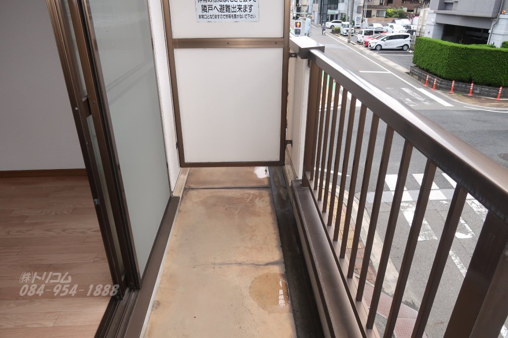 拡大写真:エメローズ丸之内 2階203のベランダ(イメージ)