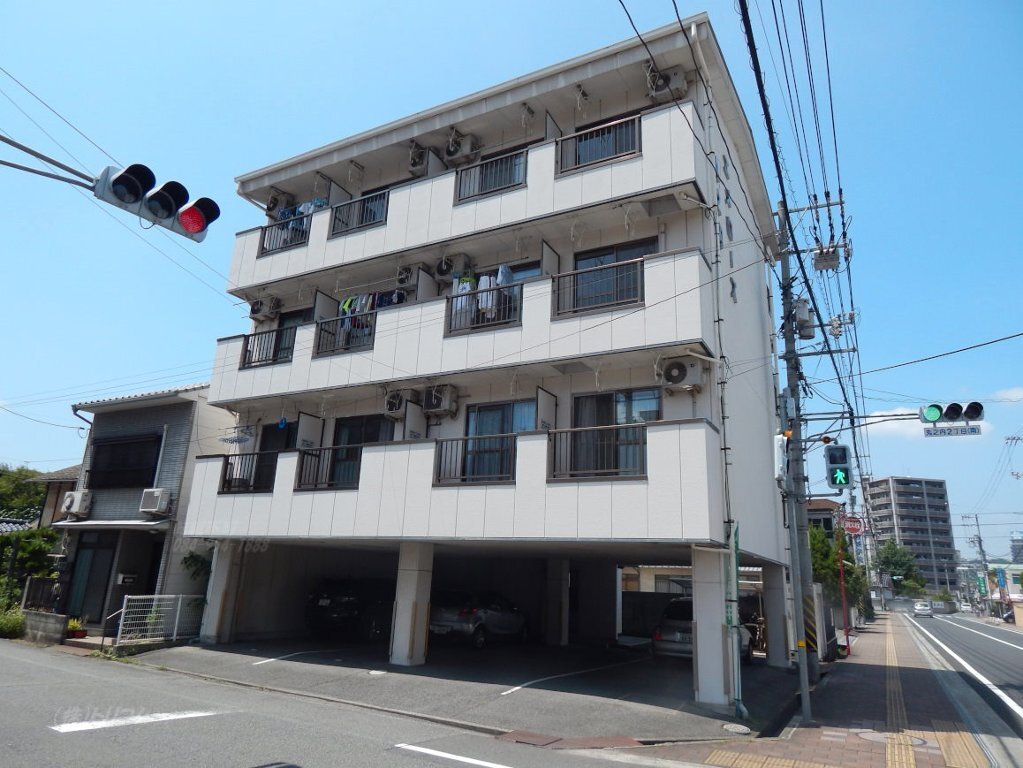 写真：エメローズ丸之内の外観