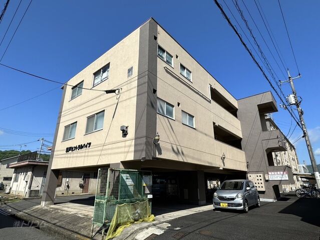 草戸セントラルハイツ旧館の外観