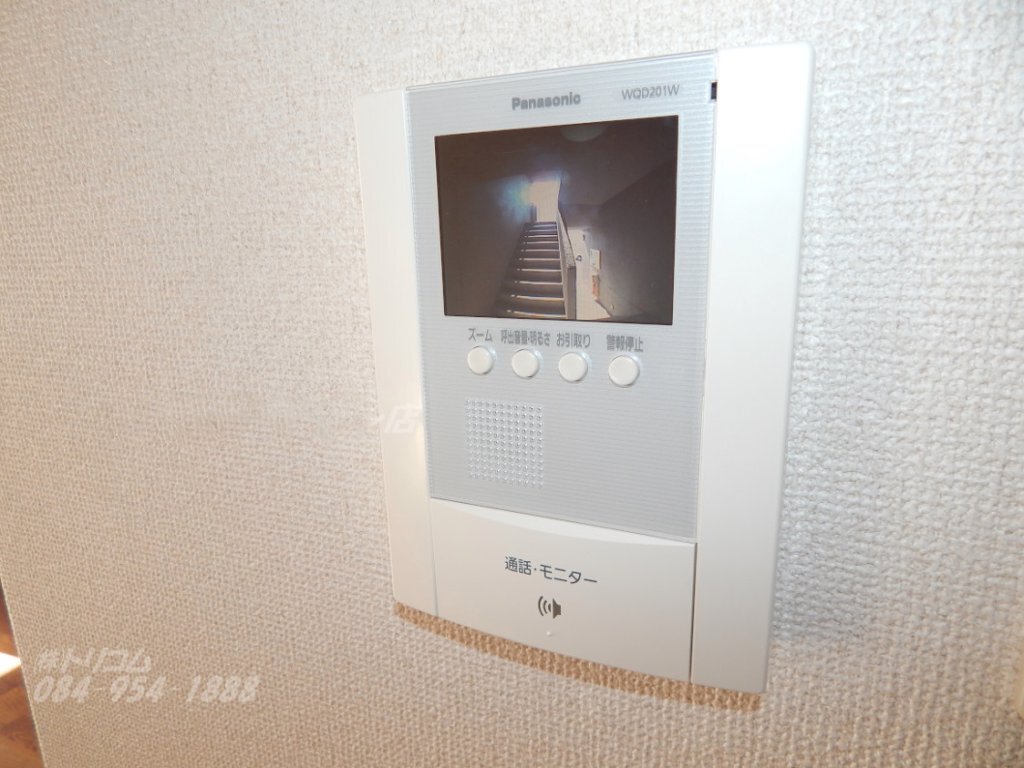 拡大写真：フローレンス明日香 2階201のカメラ付インターホン