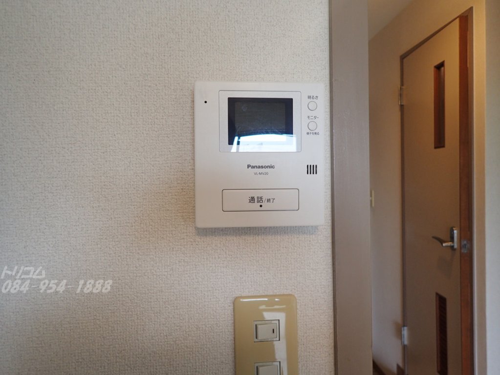 拡大写真:コーポひかり 2階206のカメラ付インターホン(イメージ)