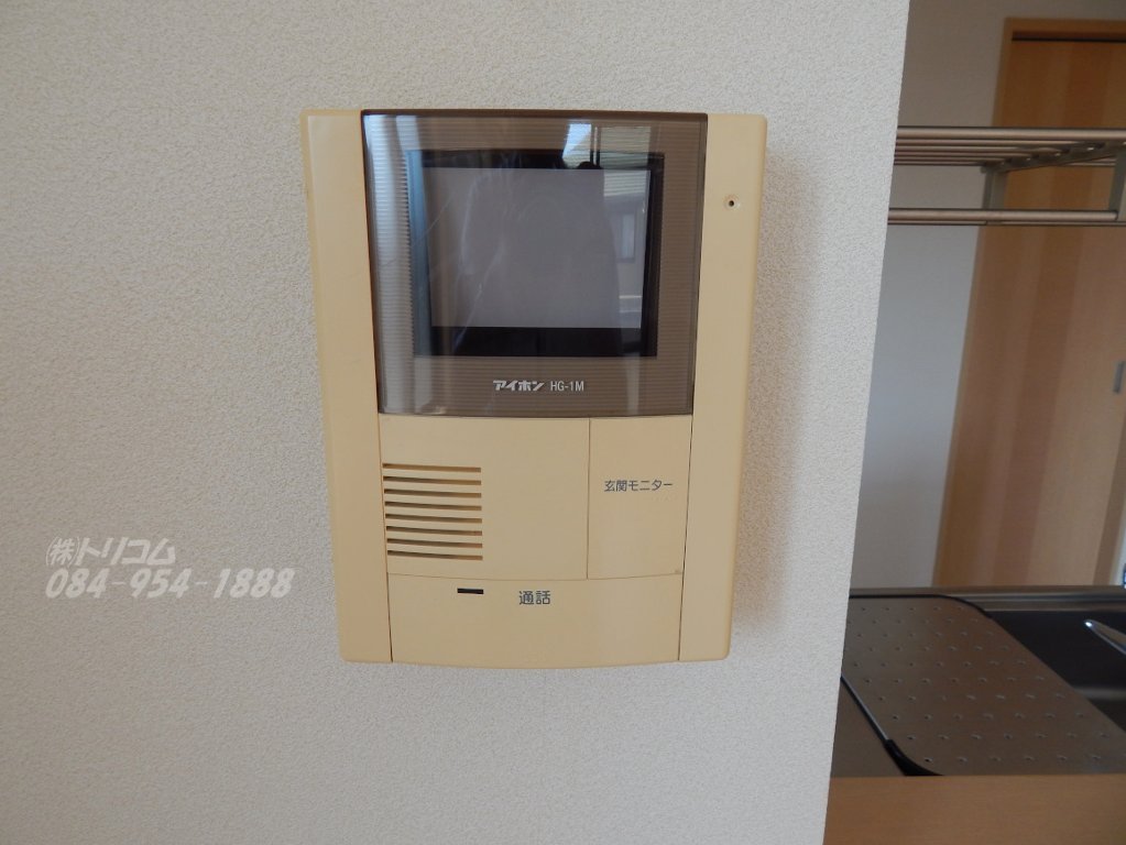 拡大写真：CHOW　HOUSE（チャウハウス） 2階202のカメラ付インターホン