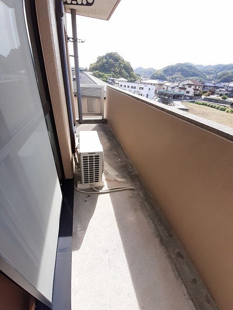 拡大写真:ボナールフェンテ 4階405のベランダ
