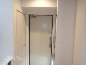 拡大写真:プリムローズ宝町 2階202の玄関