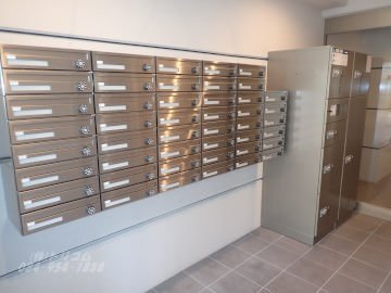 拡大写真:プリムローズ宝町 2階202の宅配ボックス