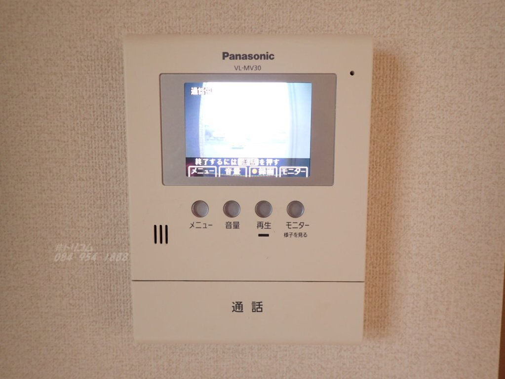 拡大写真:Sunny Court,(サニーコート) 1階103のカメラ付インターホン(イメージ)