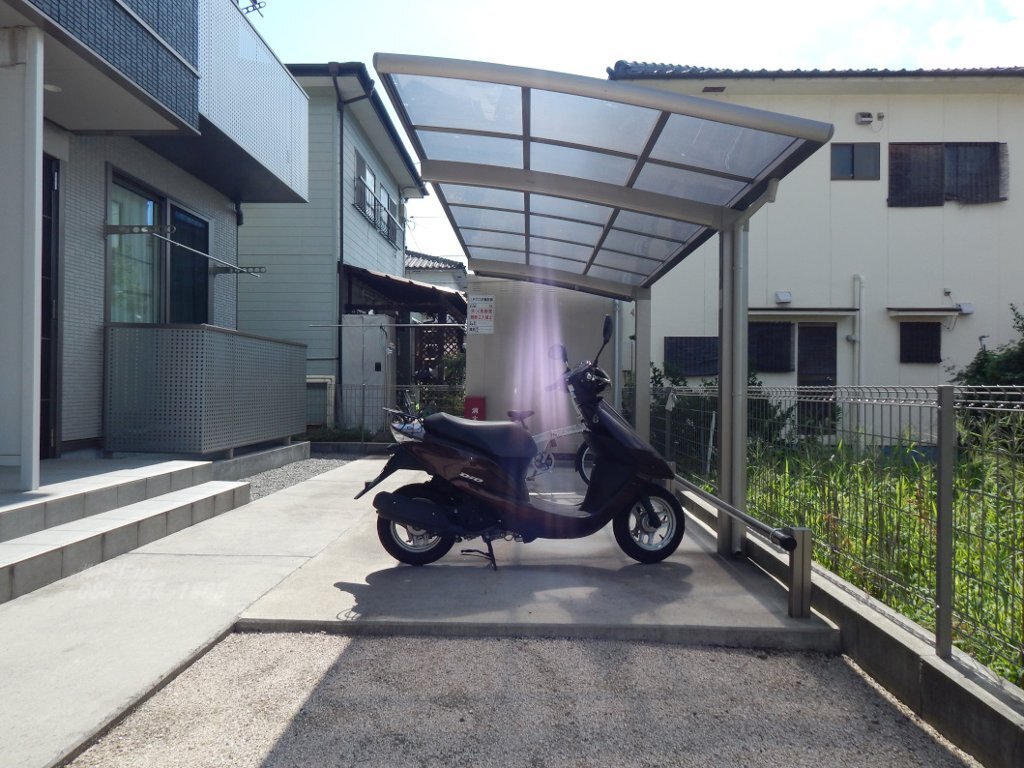 拡大写真：シルフィード山波 2階B202の駐輪場