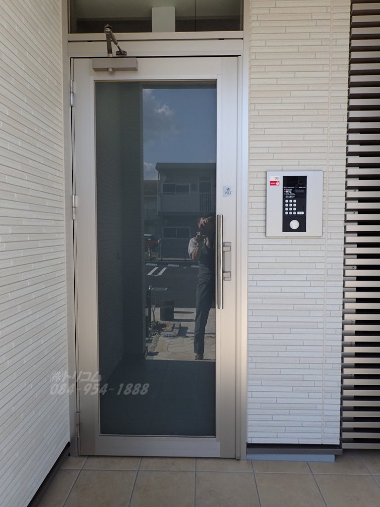 拡大写真：リオンＢ 1階101のオートロック