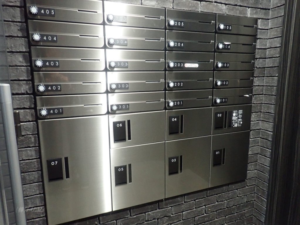 拡大写真：クレール東福山 1階103の宅配ボックス