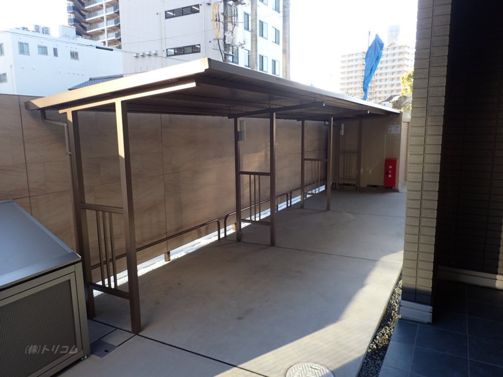 拡大写真:D-residence西町 3階302の駐輪場