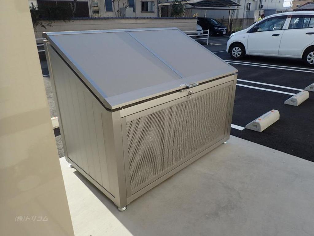 拡大写真：D-ROOM桜馬場 2階203の専用ごみ場(イメージ)