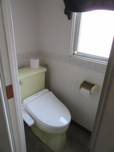 拡大写真：長崎市新地町 3Fのトイレ