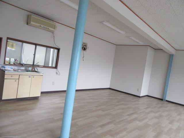 拡大写真：長崎市江川町 1階の室内