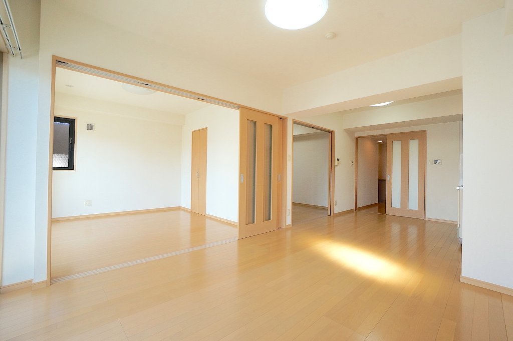 拡大写真：長崎市古川町 5階501のリビング