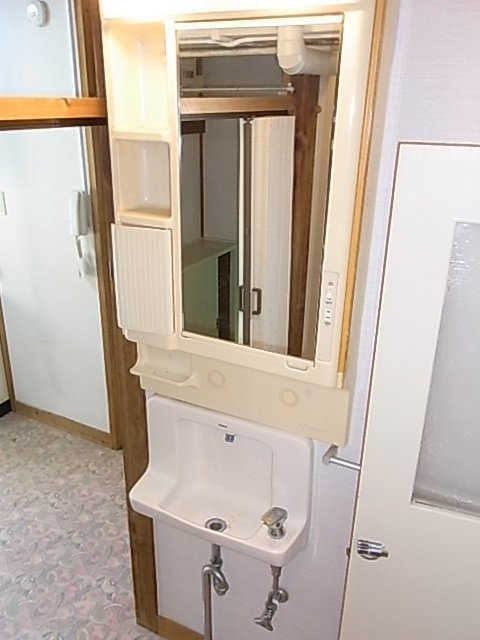 拡大写真：長崎市宿町 2階203の洗面