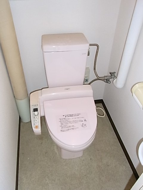 拡大写真：長崎市宿町 2階203のトイレ
