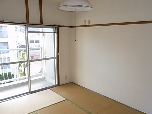 拡大写真：長崎市宿町 2階203の室内