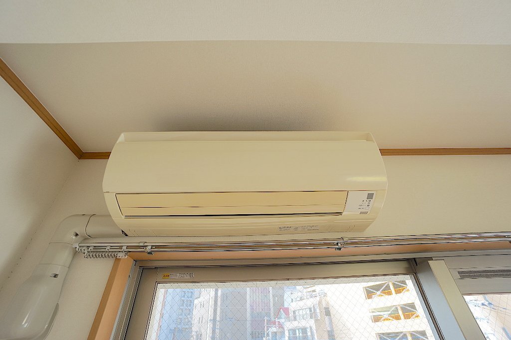 拡大写真：長崎市築町 4階402のエアコン