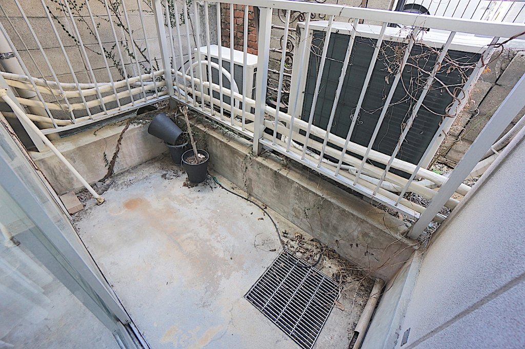 拡大写真：長崎市万屋町 1Fのベランダ