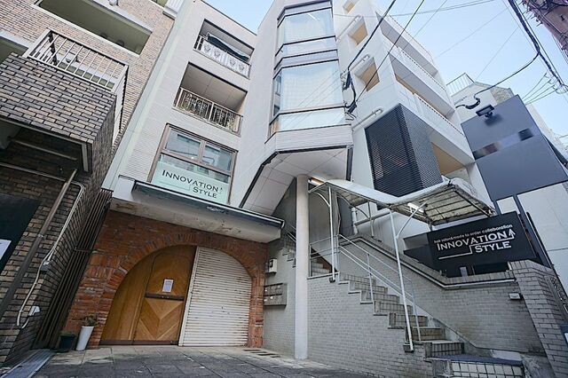 拡大写真：長崎市万屋町 1Fの外観写真（昼）