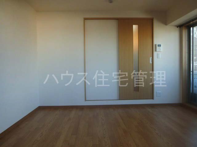 拡大写真:高槻市富田町2丁目 2階206の洋室