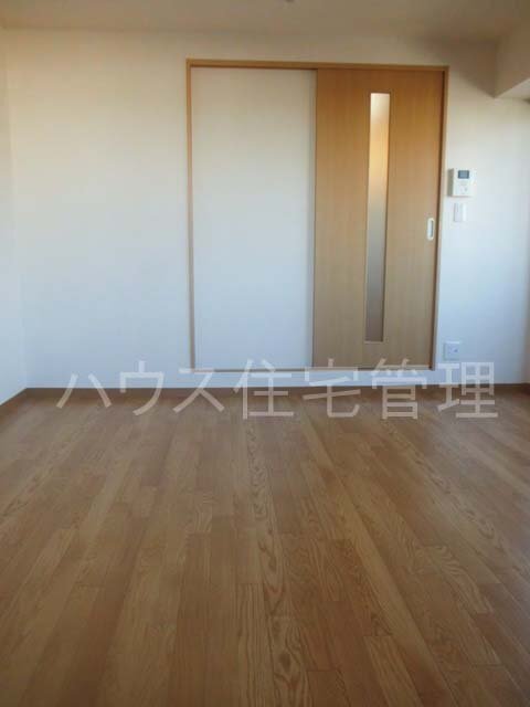 拡大写真:高槻市富田町2丁目 2階206の洋室