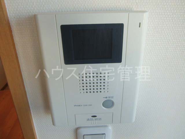 拡大写真:高槻市富田町2丁目 2階206のカメラ付インターホン