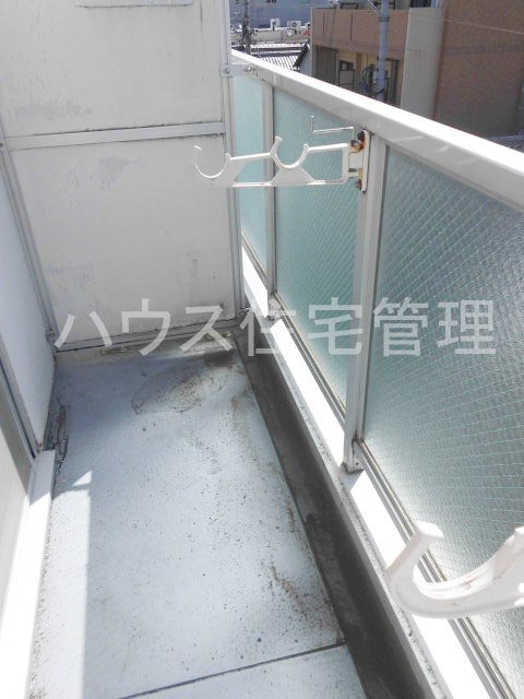 拡大写真:高槻市富田町1丁目 3階302のベランダ