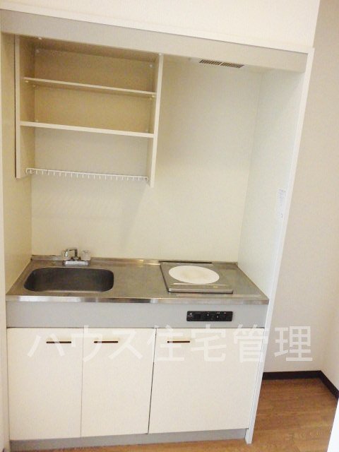 拡大写真:高槻市富田町1丁目 3階302のキッチン