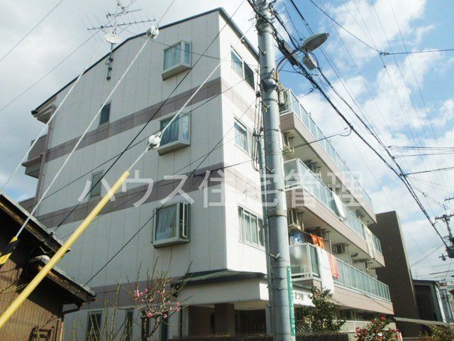 拡大写真:高槻市富田町1丁目 3階302の外観写真(昼)