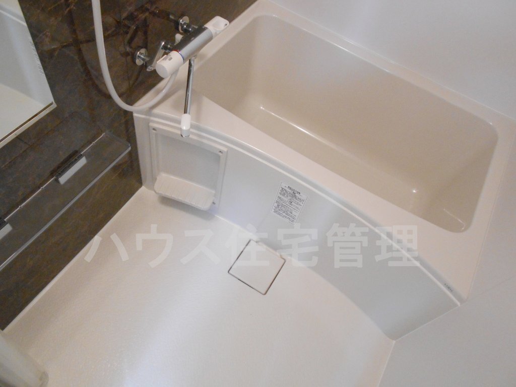 拡大写真:高槻市寿町1丁目 3階304のバス