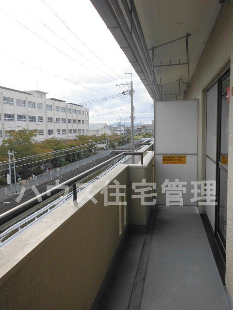 拡大写真:高槻市栄町1丁目 2階202のベランダ(イメージ)