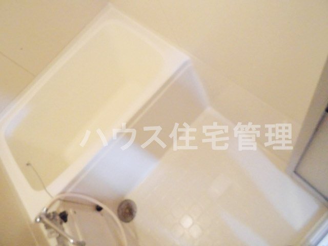 拡大写真:高槻市栄町1丁目 2階202のバス(イメージ)