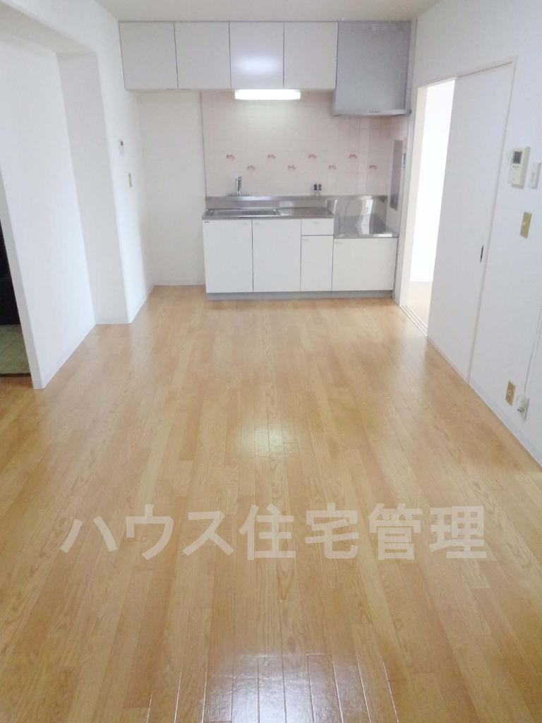 拡大写真:高槻市如是町 3階302のキッチン