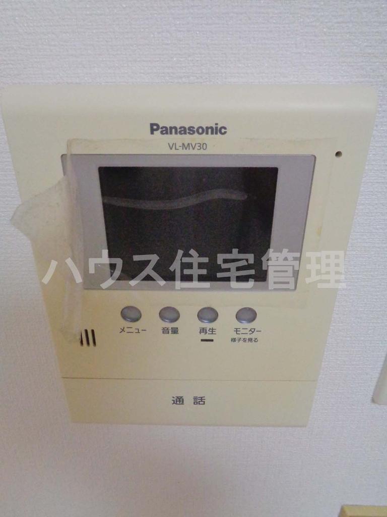 拡大写真:高槻市如是町 3階302のカメラ付インターホン