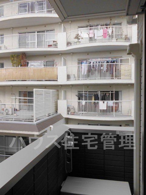 拡大写真:高槻市栄町4丁目 1階102のベランダ