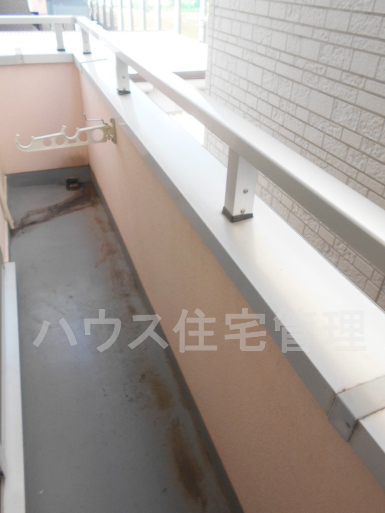 拡大写真:高槻市今城町 3階305のベランダ