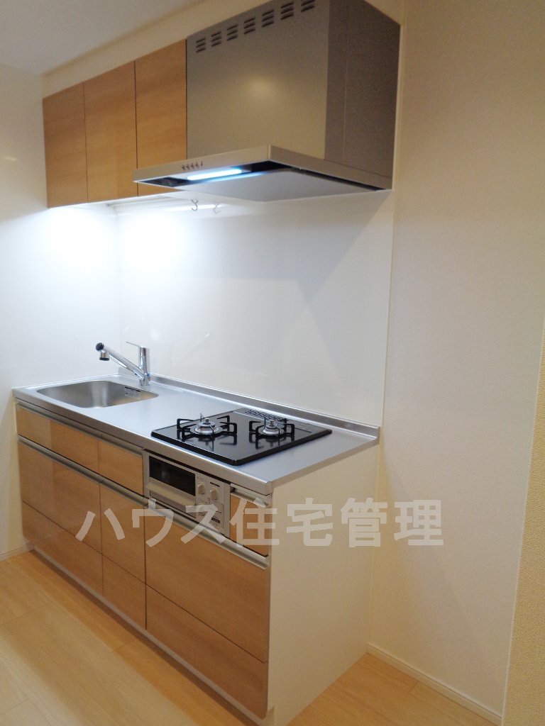 拡大写真:高槻市北園町 7階702のキッチン