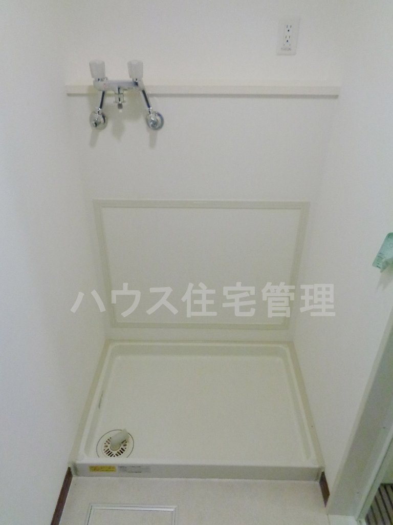 拡大写真:高槻市奈佐原4丁目 4階403の洗濯機置場(イメージ)