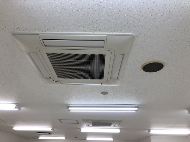 拡大写真:ワイイーケイビル 【駅徒歩約2分/内装事務所使用】 201の室内設備