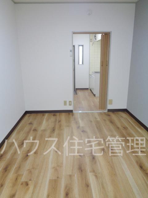 拡大写真:高槻市東五百住町2丁目 1階108の洋室