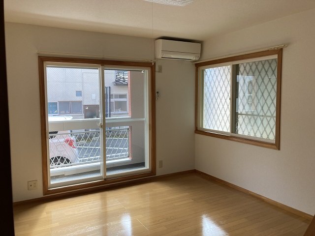 拡大写真：山形市宮町４丁目 1階102の洋室