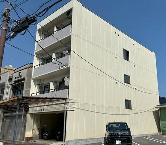 拡大写真:コーポ創備 4階402の外観写真(昼)