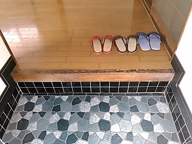 拡大写真：呉市吉浦東本町２丁目 1の玄関