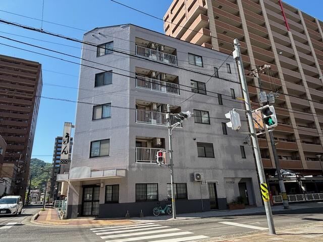 拡大写真:呉市中央3丁目 5階501の外観写真(昼)