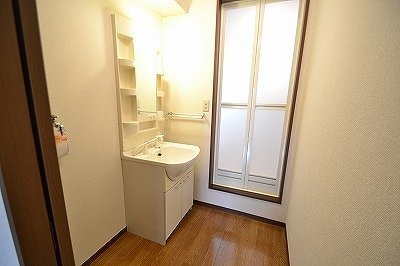 拡大写真:日野市日野台5丁目 2階202の洗面(イメージ)