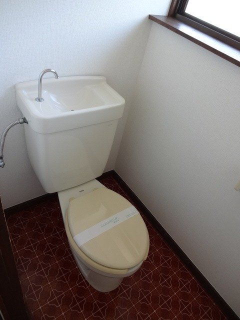 拡大写真:コーポラスジュン 2階105のトイレ